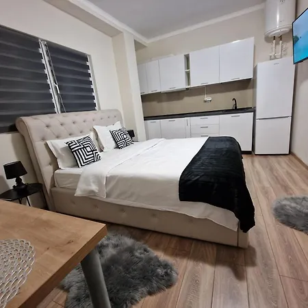 Claudio Cozy Budget Apartmán Kluž